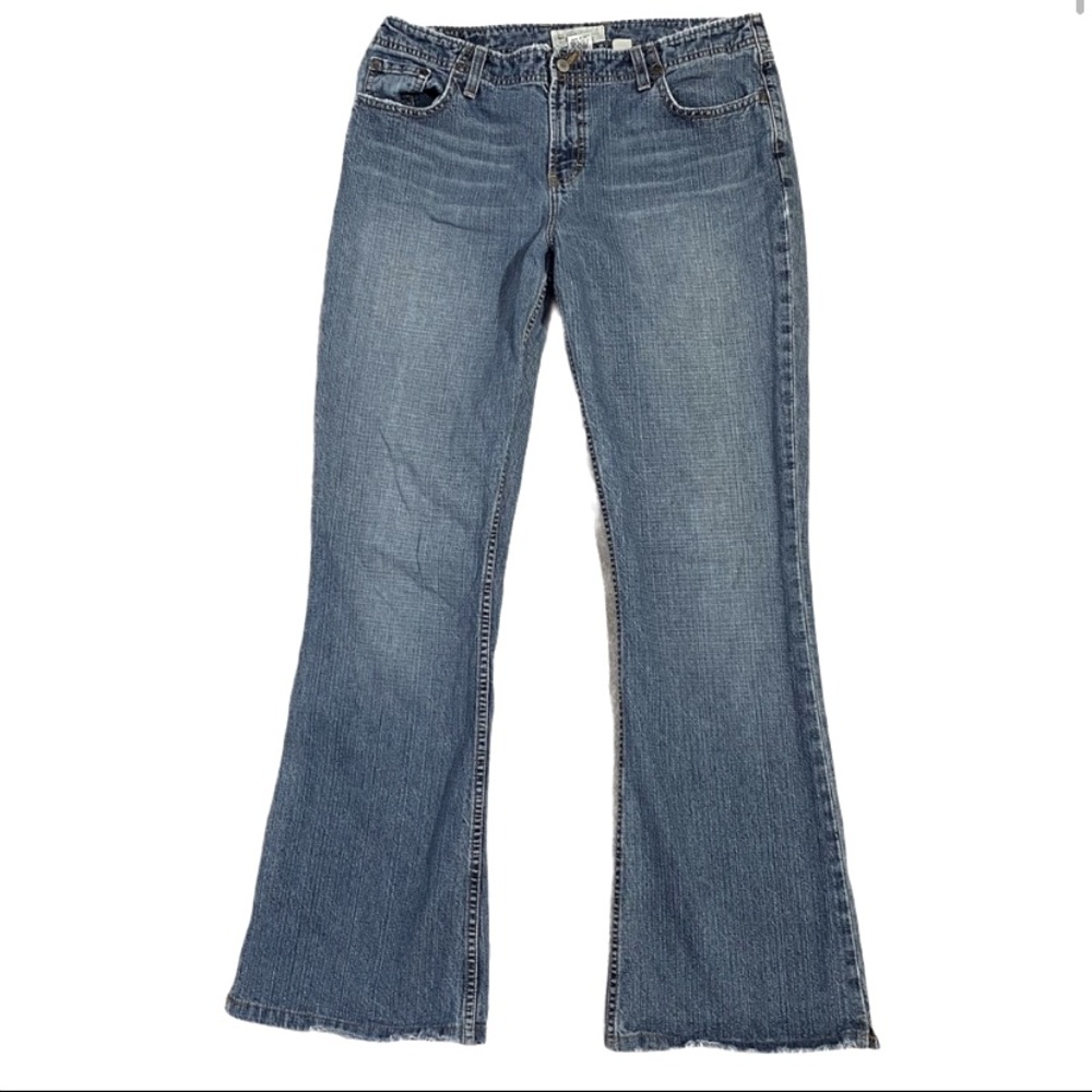 BKE Sassy long distressed denim jeans size 33